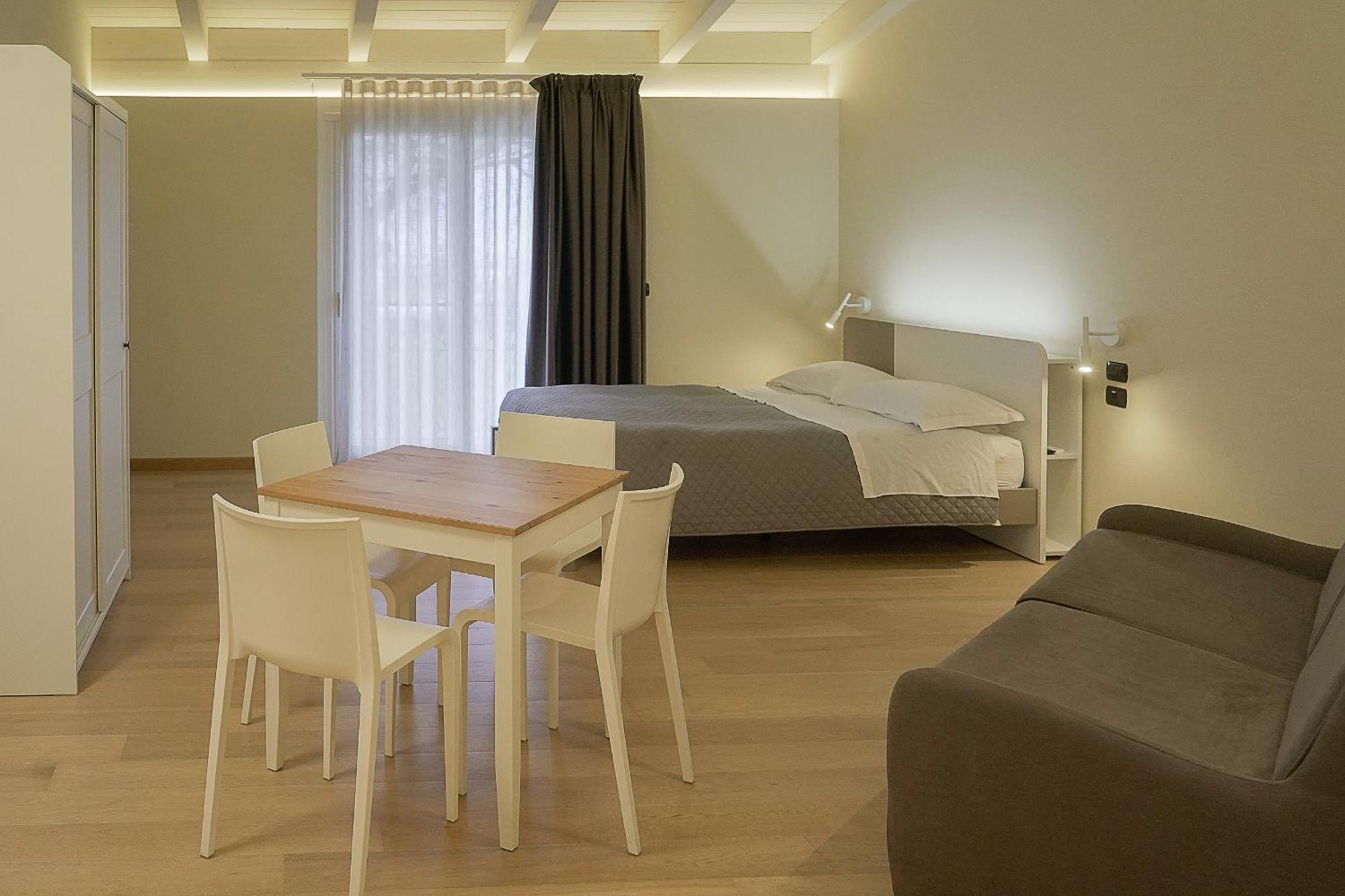 Terra Di Vento Bed & Breakfast Montecorvino Pugliano Екстериор снимка